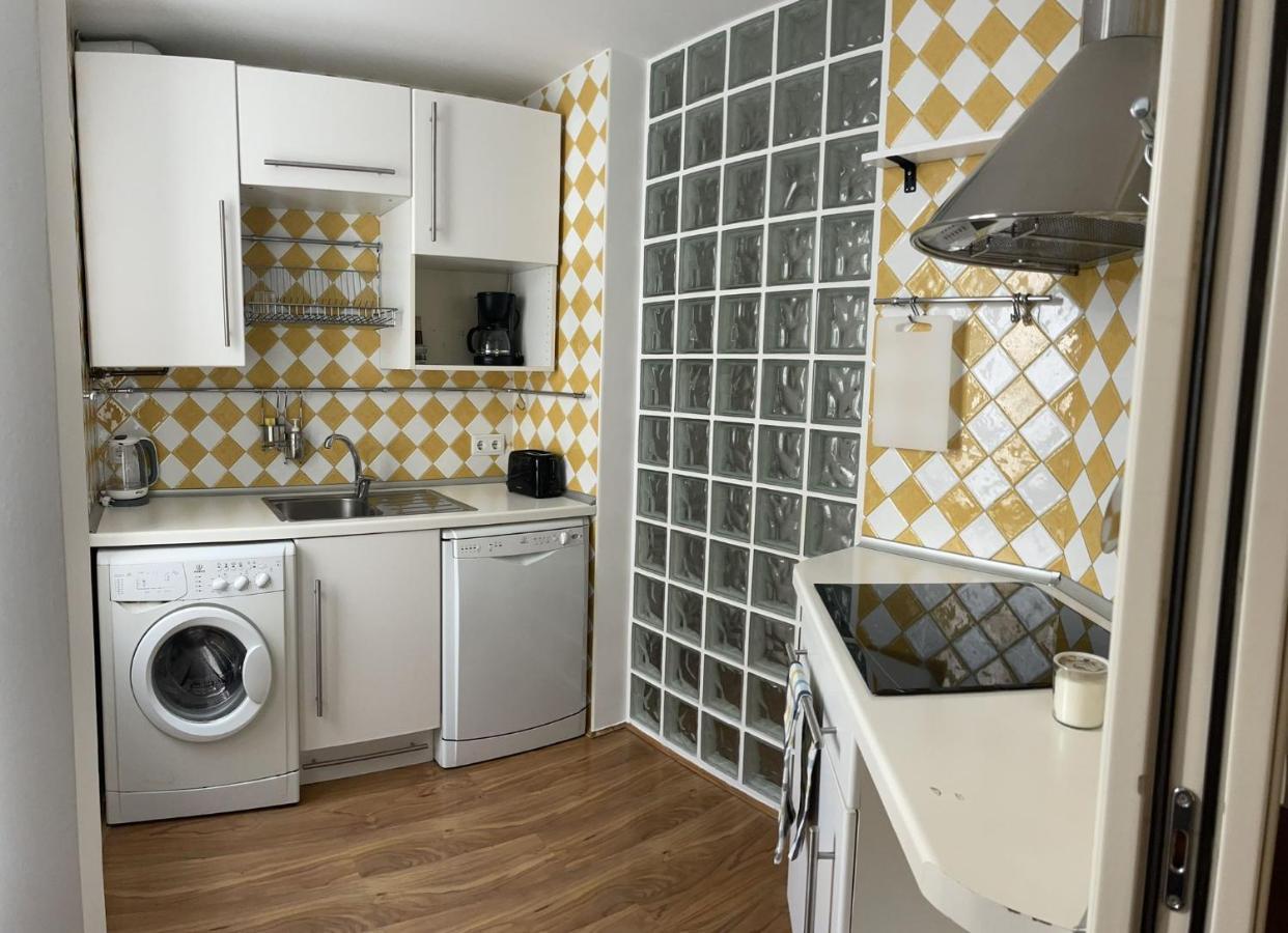 Rooms Pilarica Madrid Bagian luar foto